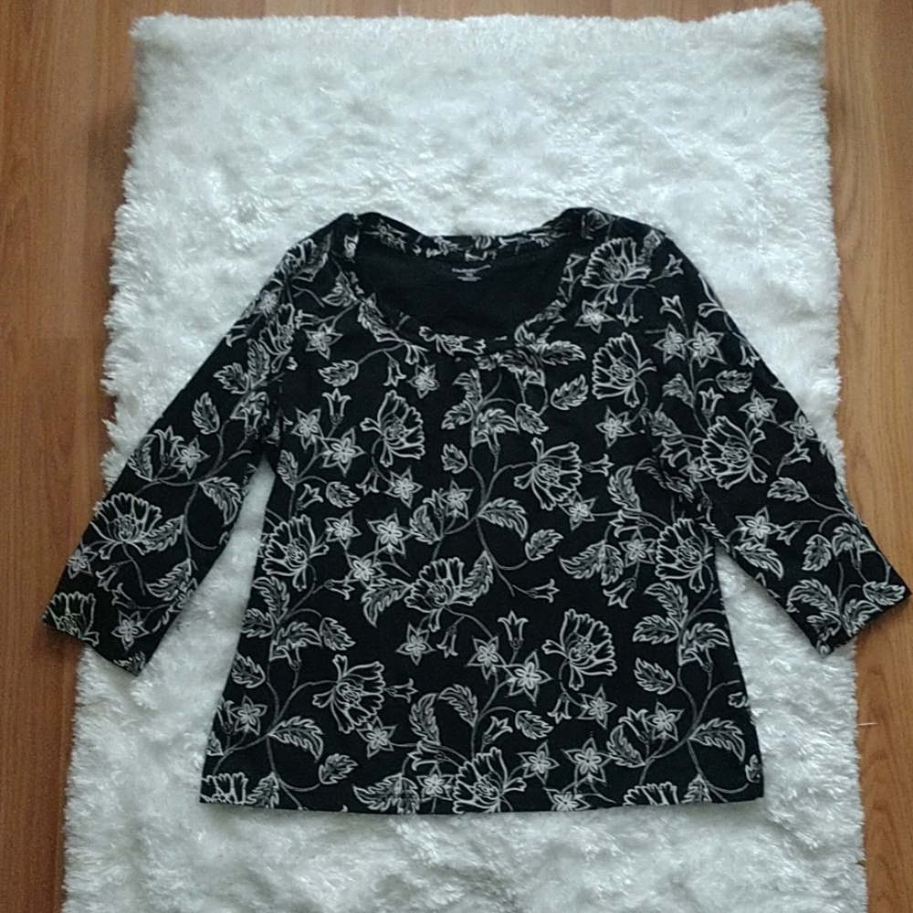 Croft &Barrow Floral Black & White Shirt XL